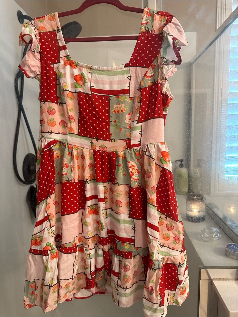 Strawberry shortcake patchwork dress box lunch exclusive xl EUC